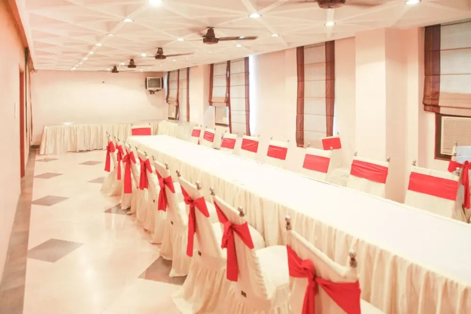 Treebo Trend Swagat Kanpur