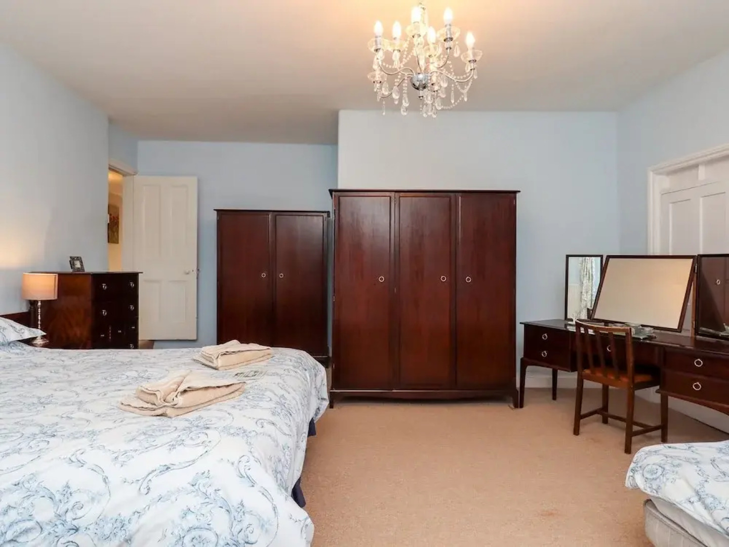 Twelve Oaks Farmhouse