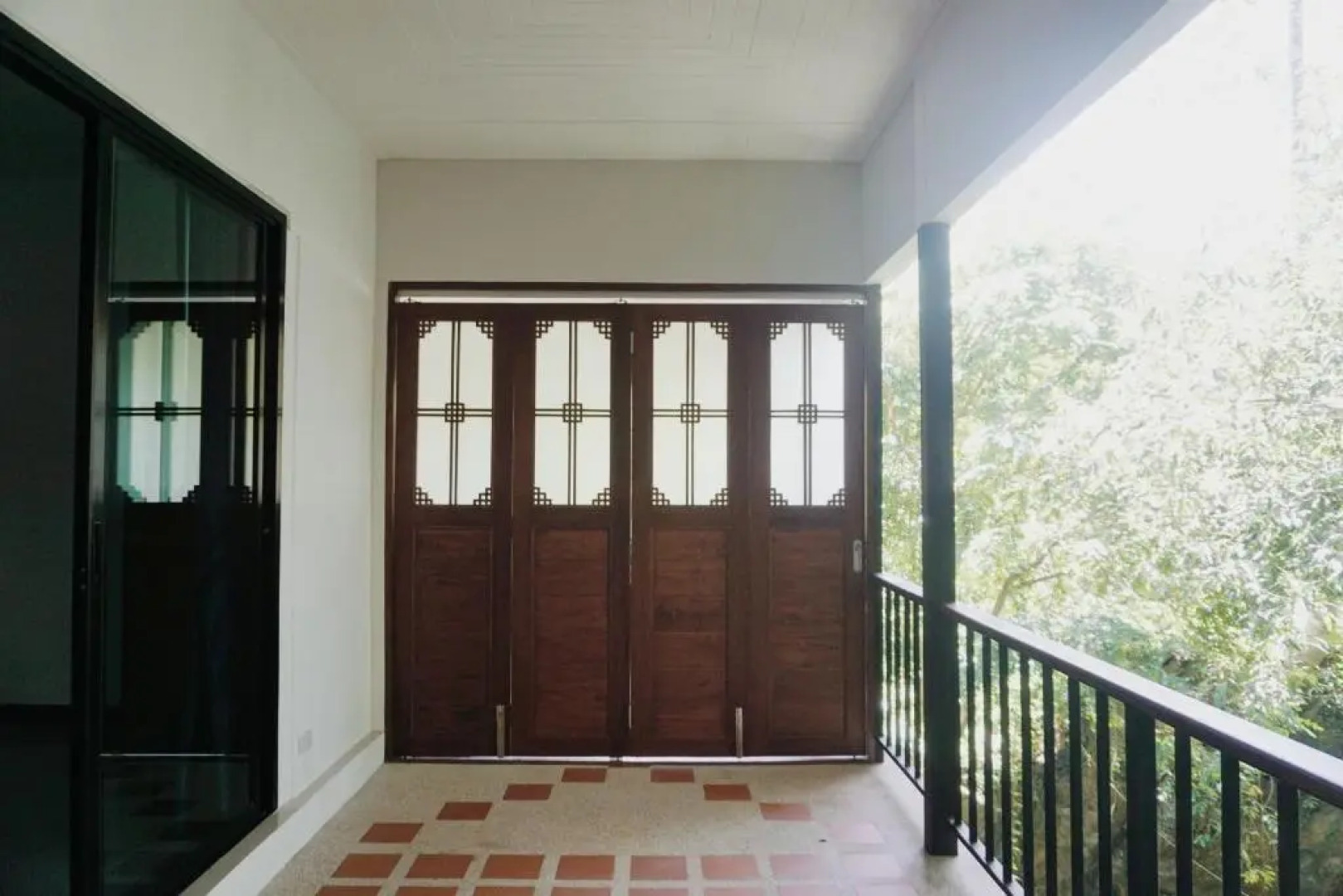 Rock And Treehouse Resort