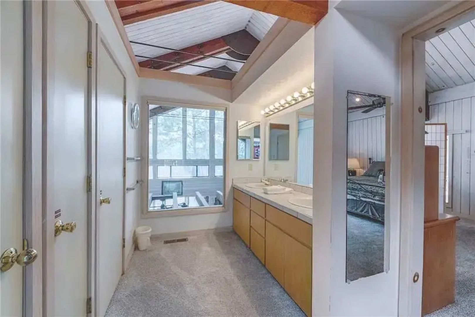 Alto Chalet - Three Bedroom Cabin with Hot Tub