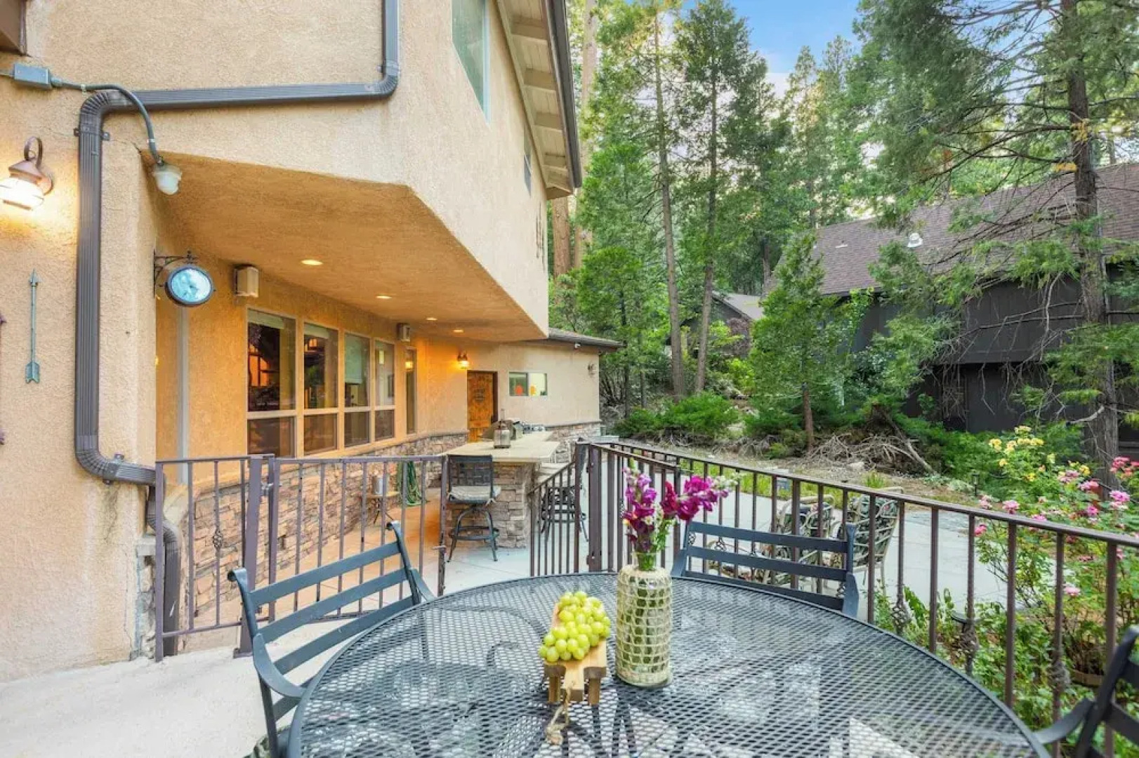 The Fairway Hideaway by Avantstay Game Room, Outdoor Dining & Near Lake Arrowhead