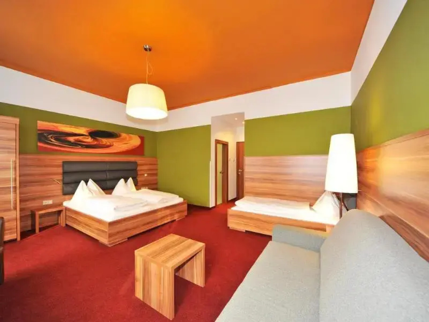 Hotel Ertl & mexican cantina salud