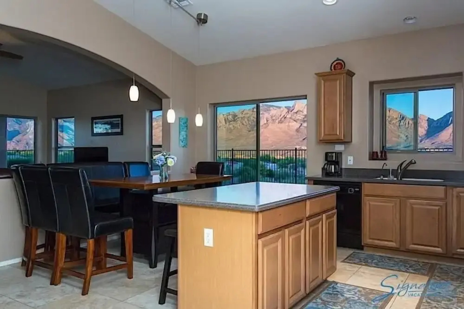 Scenic Spectacular By Signature Vacation Rentals