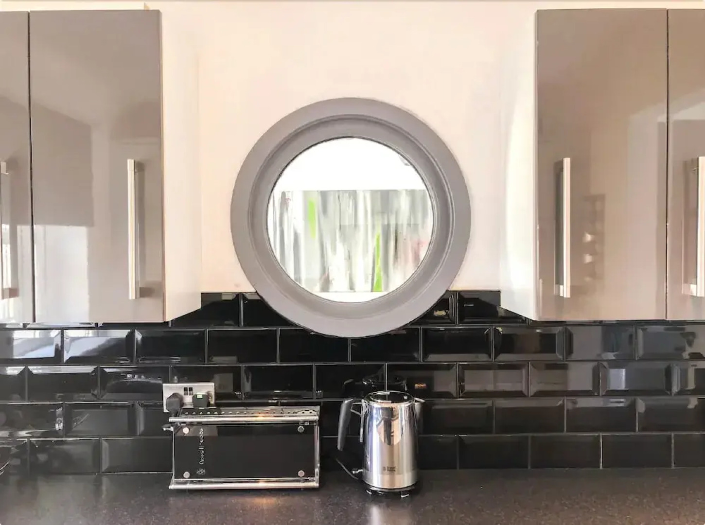 Lux Blu - Vinery Meadow