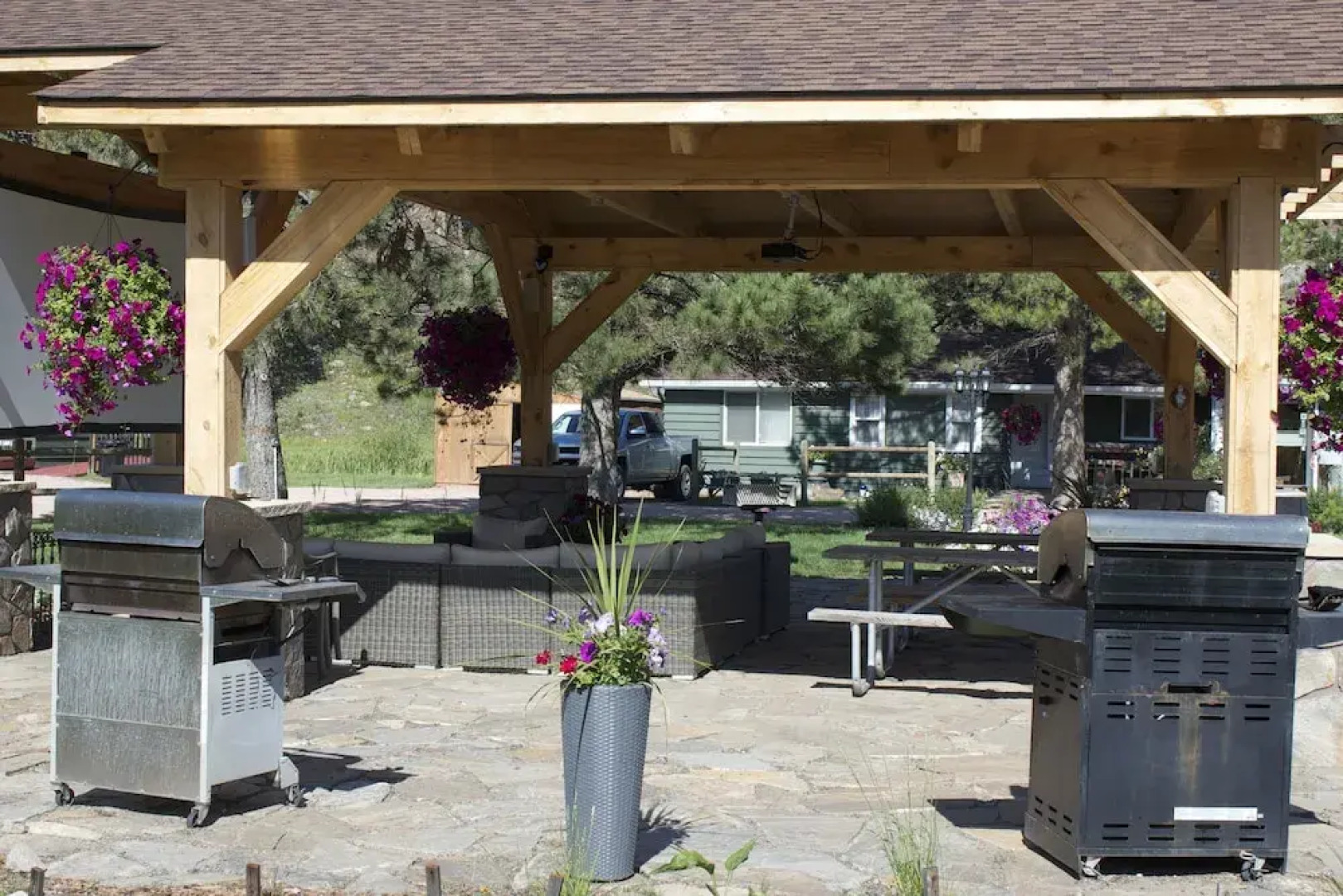 Black Elk Resort Cottages and RV Park