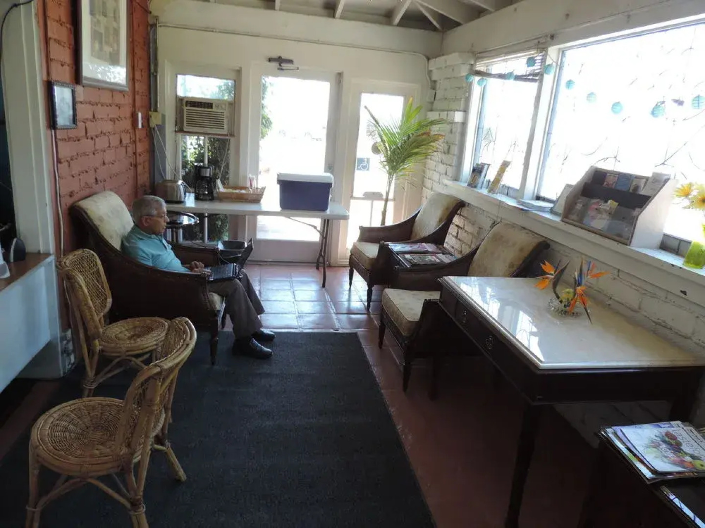 El Caminante Bar & Bungalows