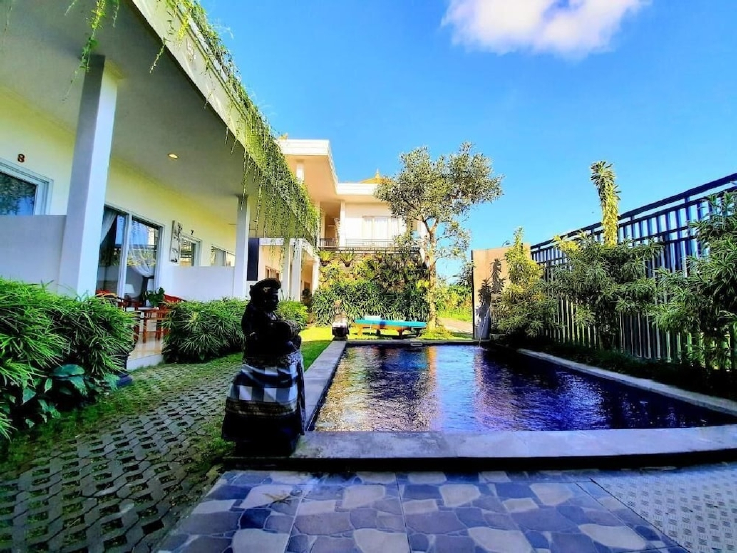 Mesare Guest House by Dwaraloka