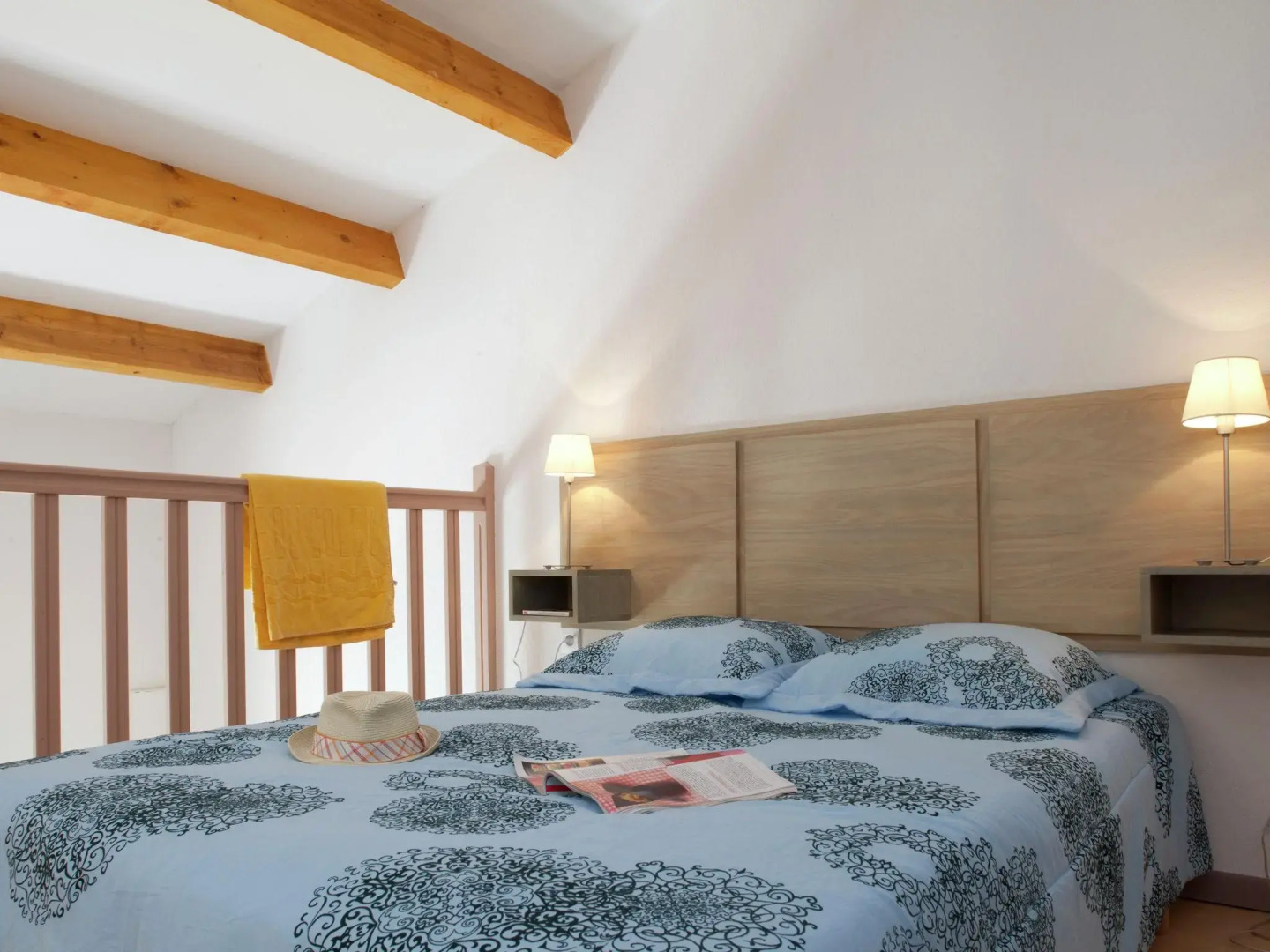 Semi-detached home 500 m. from the center of Colombiers