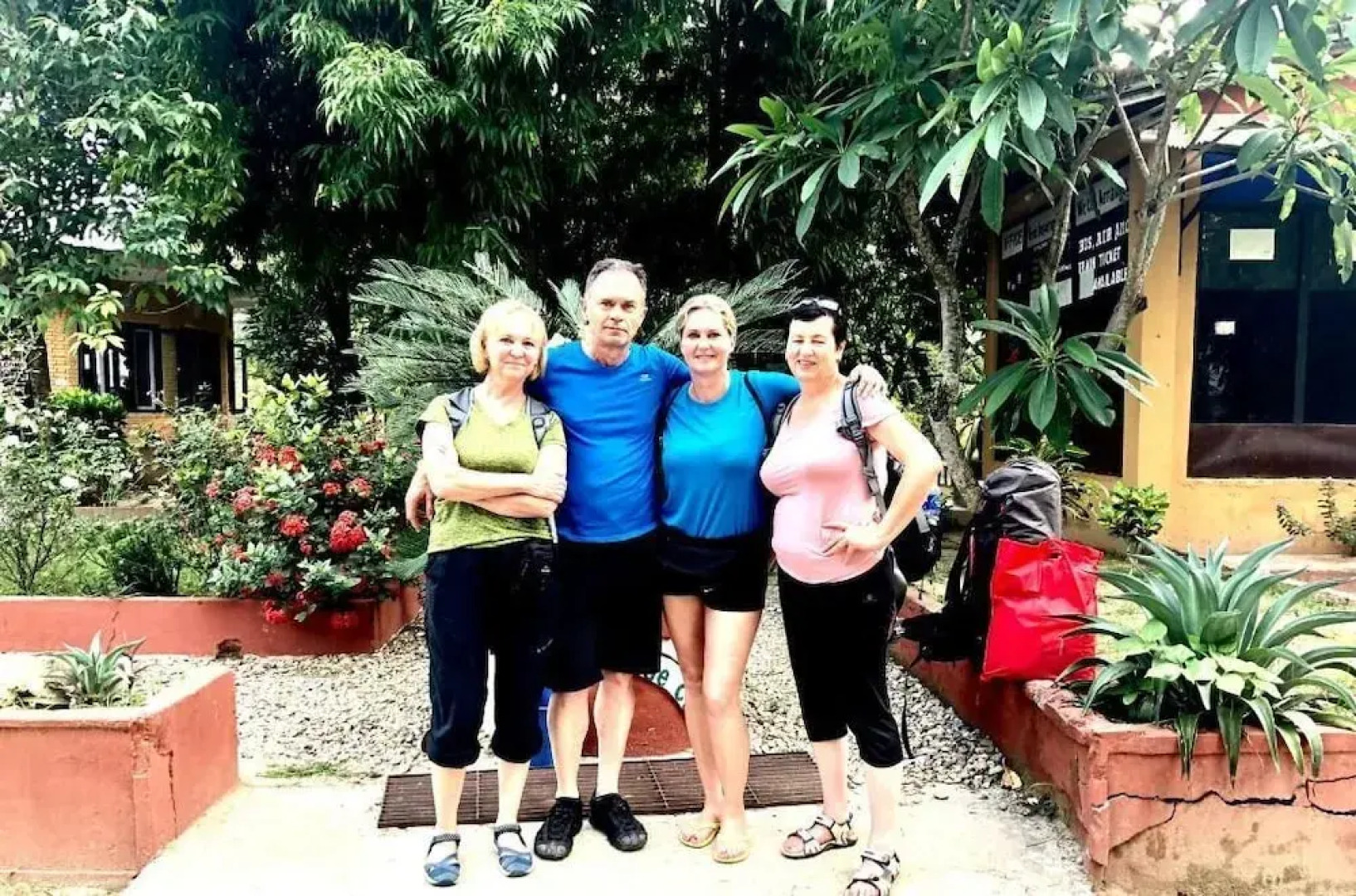 Safari Wildlife Lodge & Camp