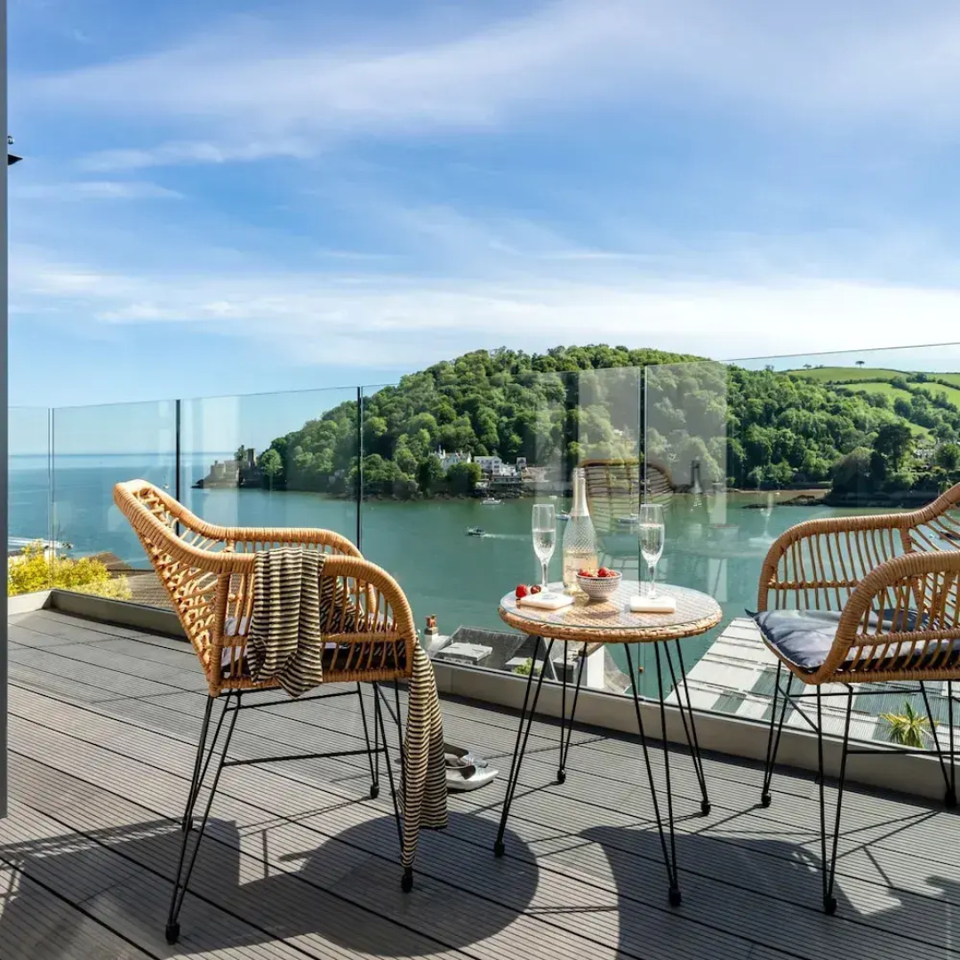 Two Guns in Kingswear