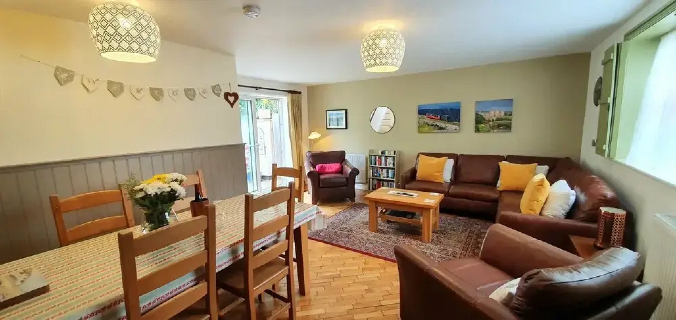 Vale View Cottages - The Stables