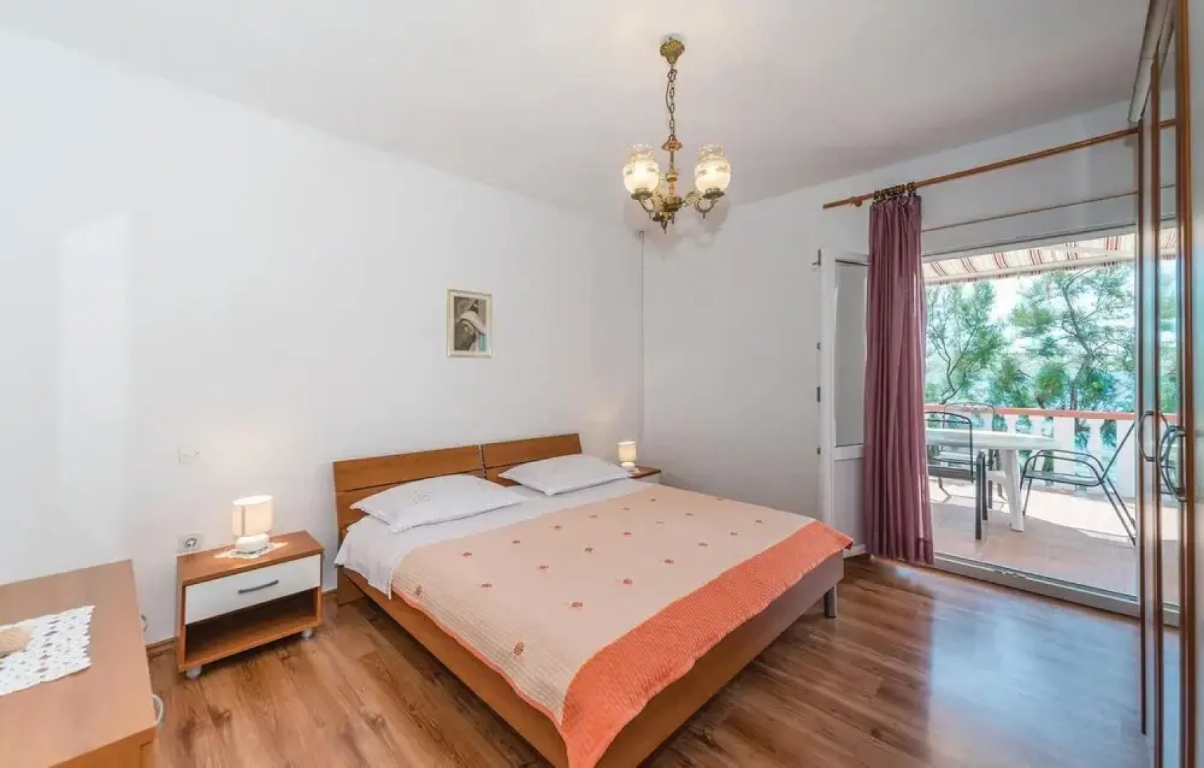 Nice Home in Kustici With Wifi and 2 Bedrooms