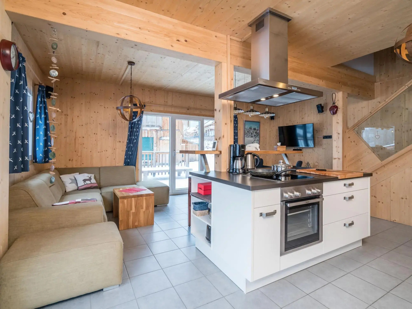 Chalet in Hohentauern With Sauna and hot tub