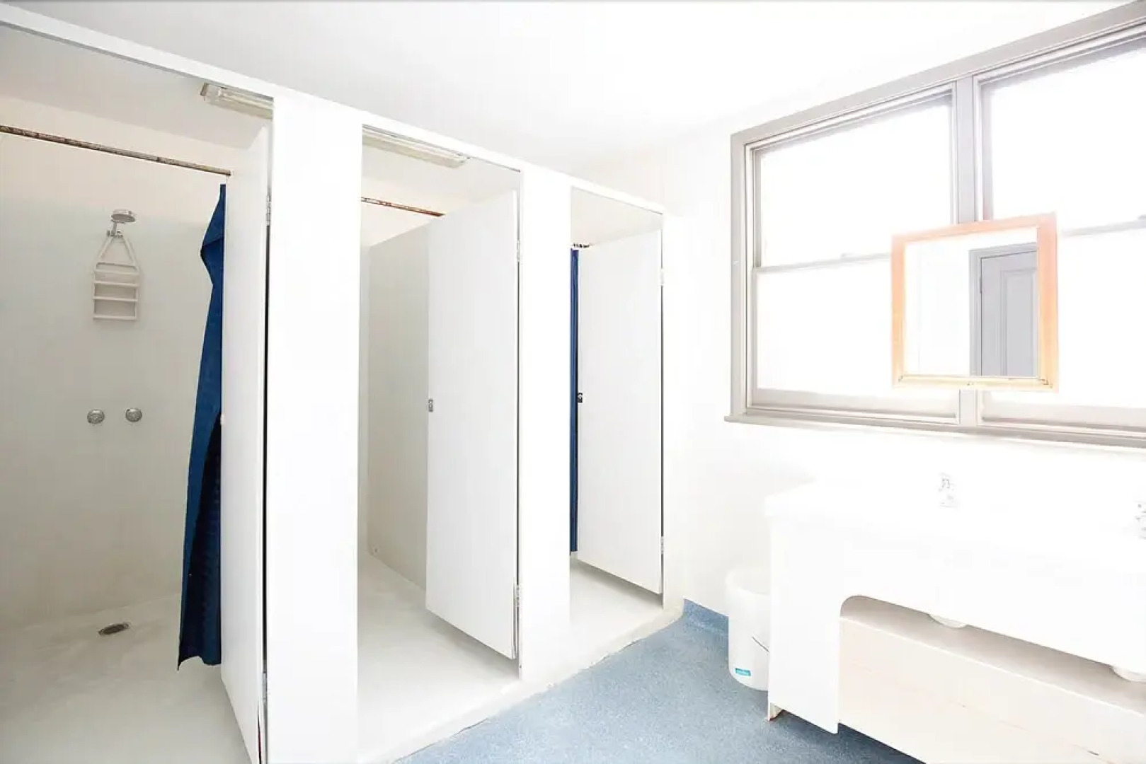 The Nook Backpackers