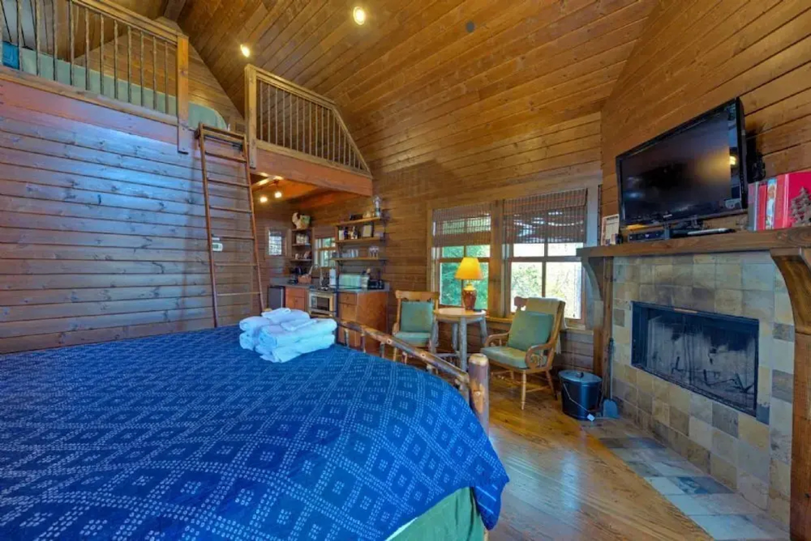 Wild Turkey's Roost - 1 Br Cabin