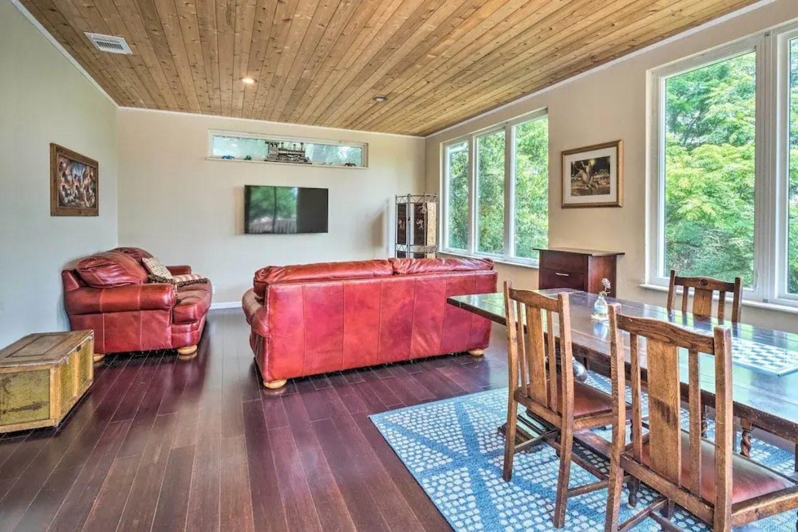 Pet-friendly Austin Home w/ Deck, Yard, & Views!