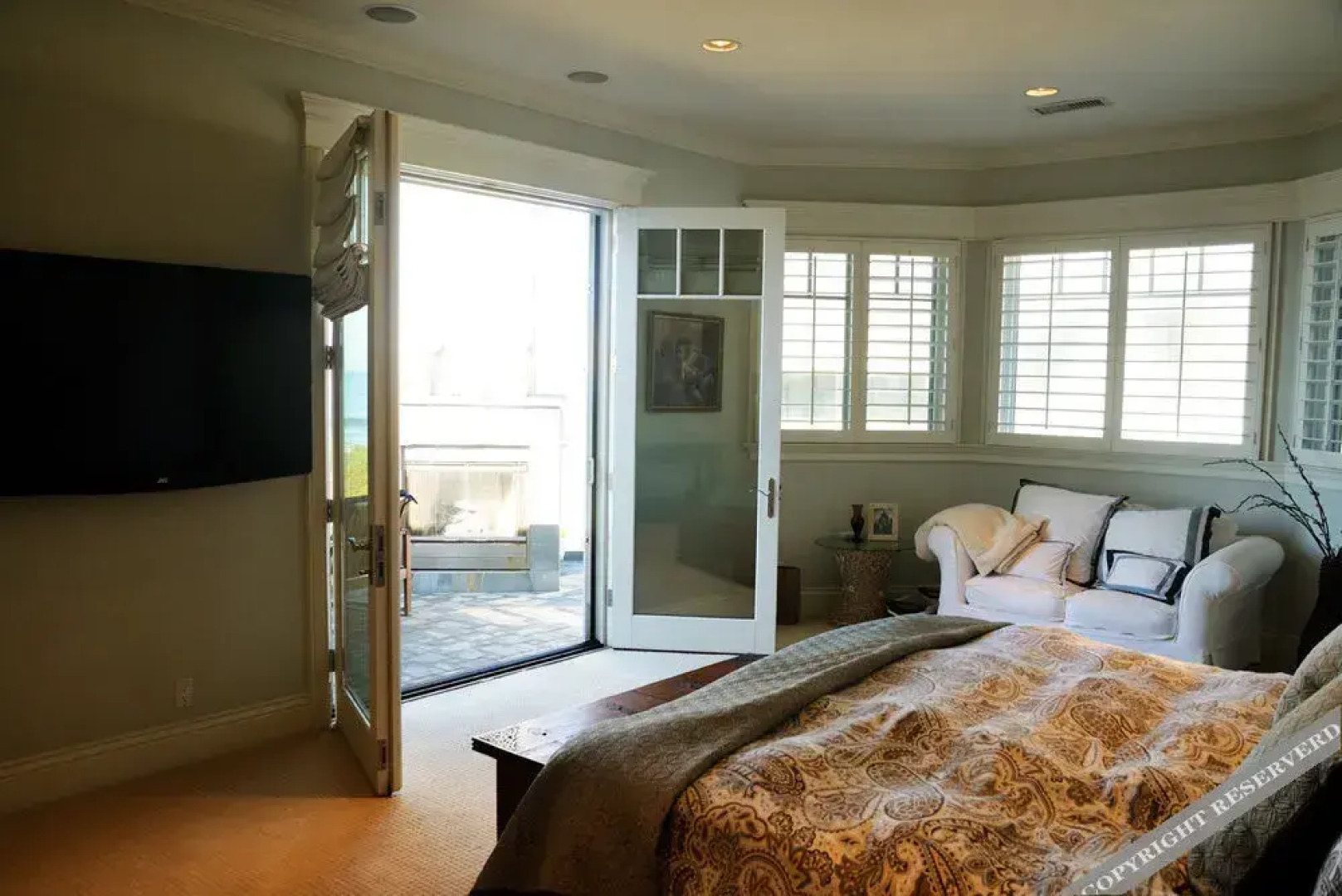 Luxurious French Style Oceanside Malibu House