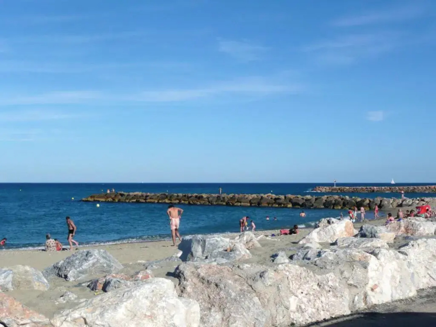 Apartment With one Bedroom in Sainte-marie, With Wonderful sea View and Furnished Balcony - 7 m From the Beach