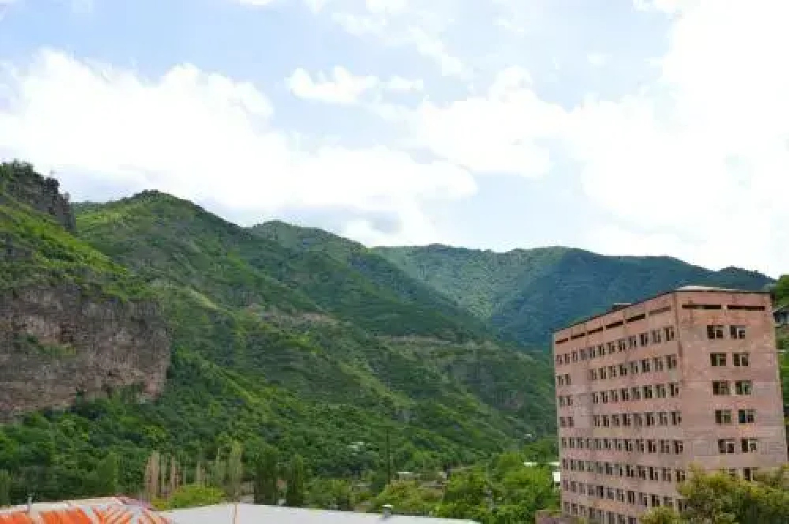 Parisis B&B in Alaverdi