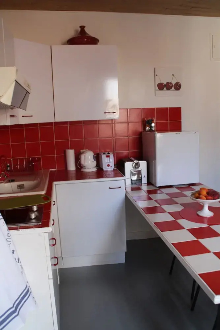 Une Chambre en Ville