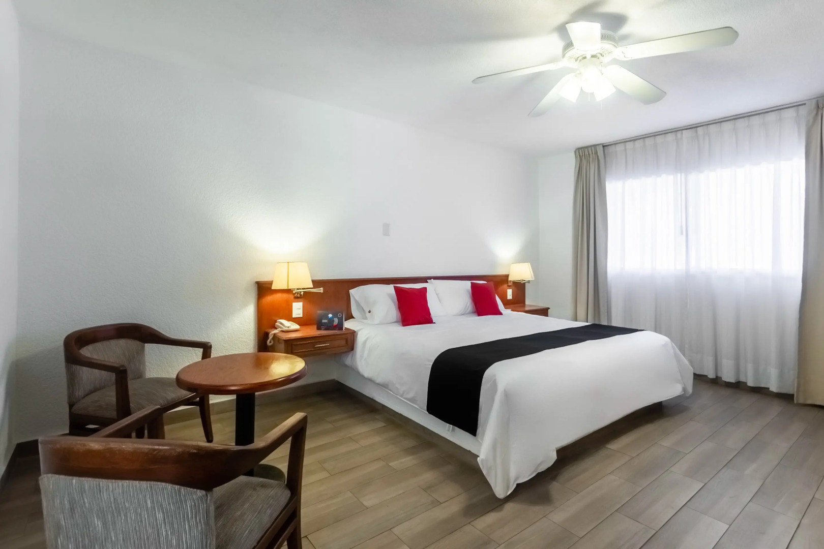 Capital O Mansion los Arcos