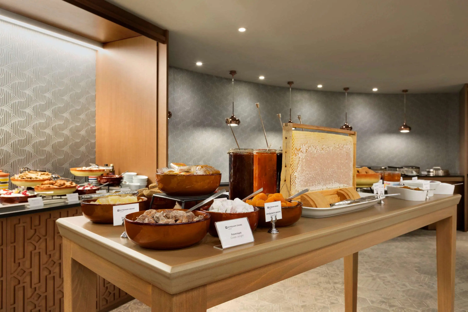 Отель Zeus Wyndham Grand Athens