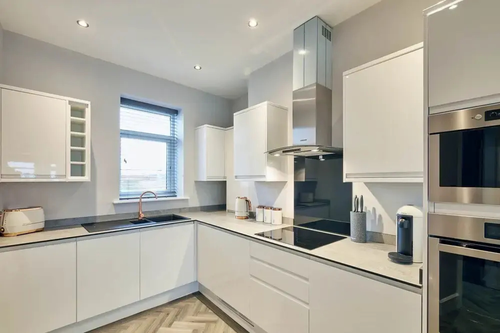 Bellevue Apartment 2