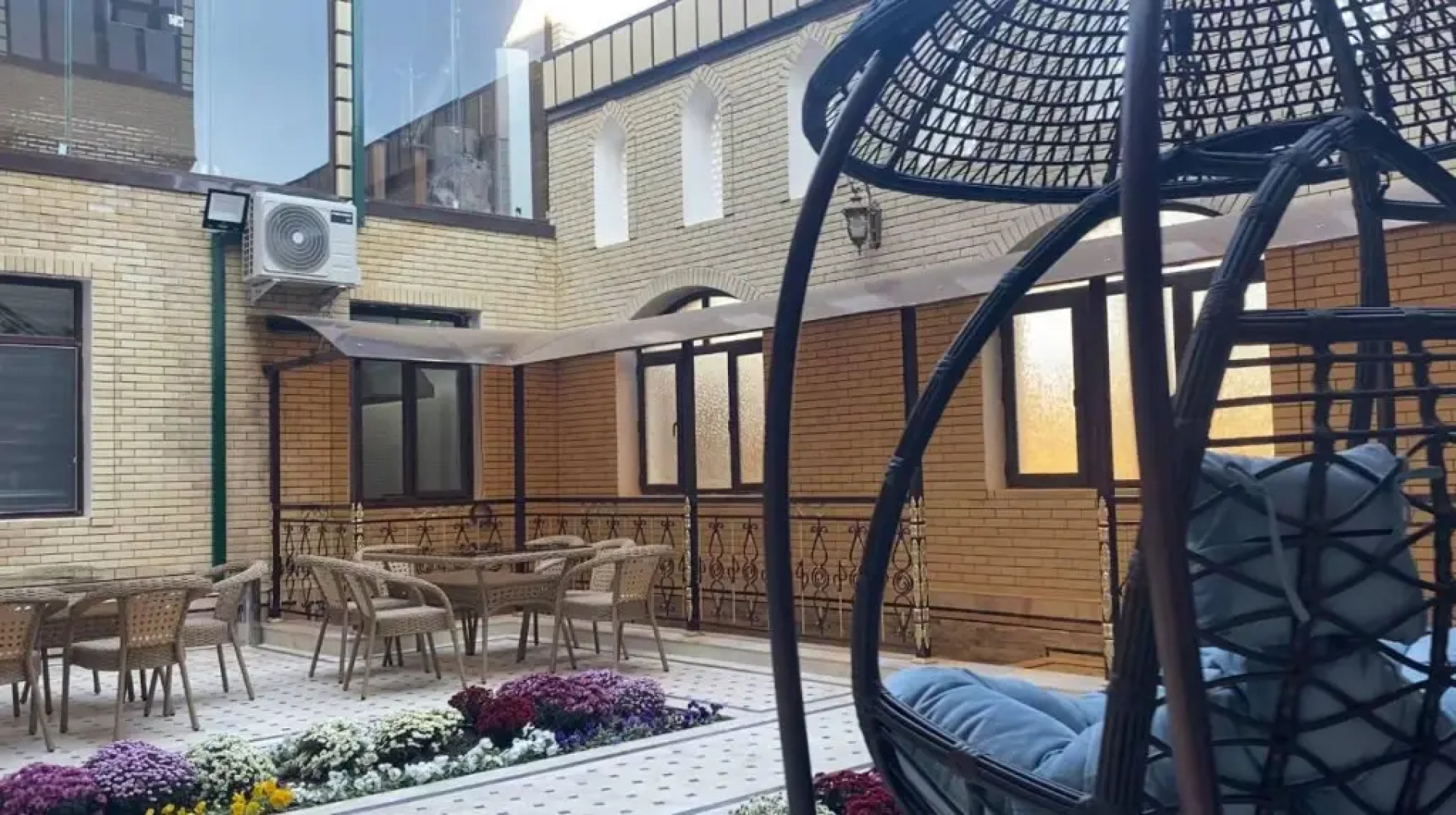 Hotel Vostok
