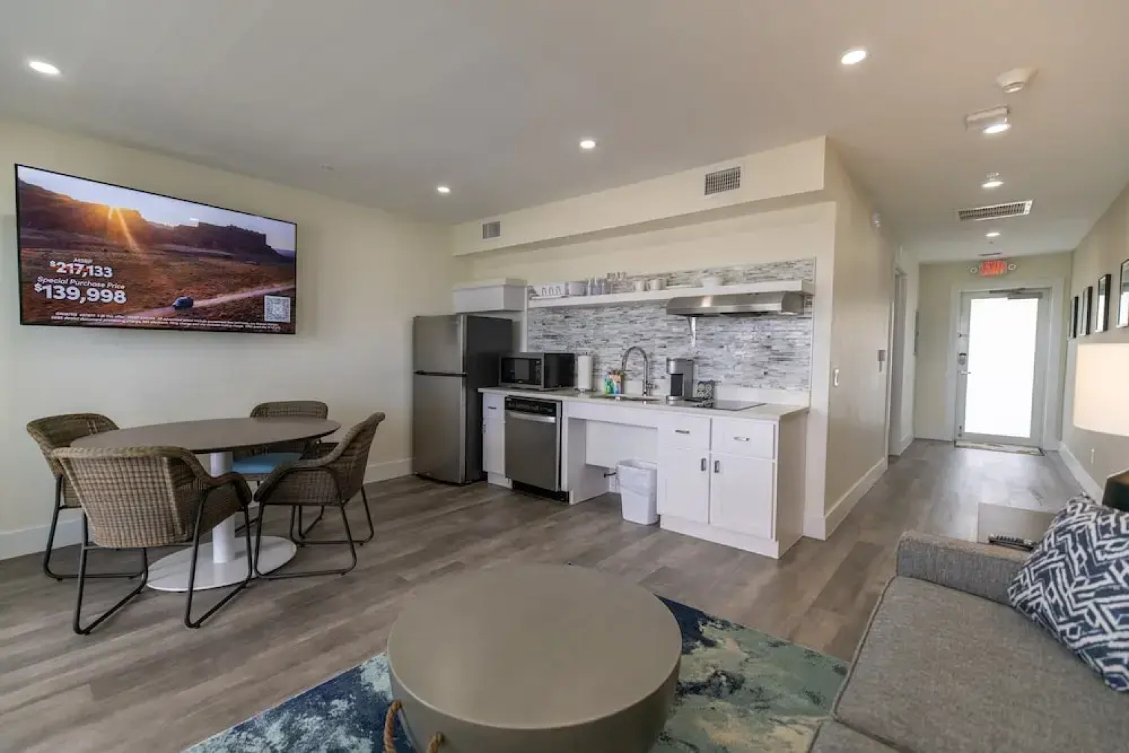 Sugarloaf Key Hotel at KOA Resort