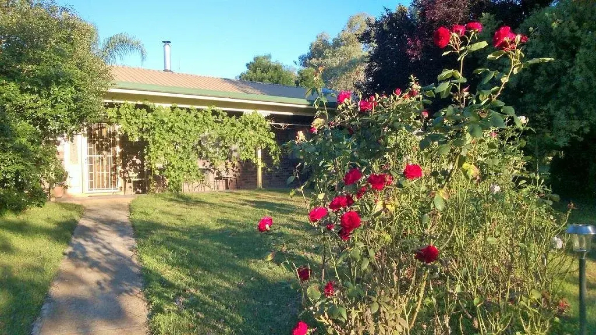 Russellee Bed and Breakfast