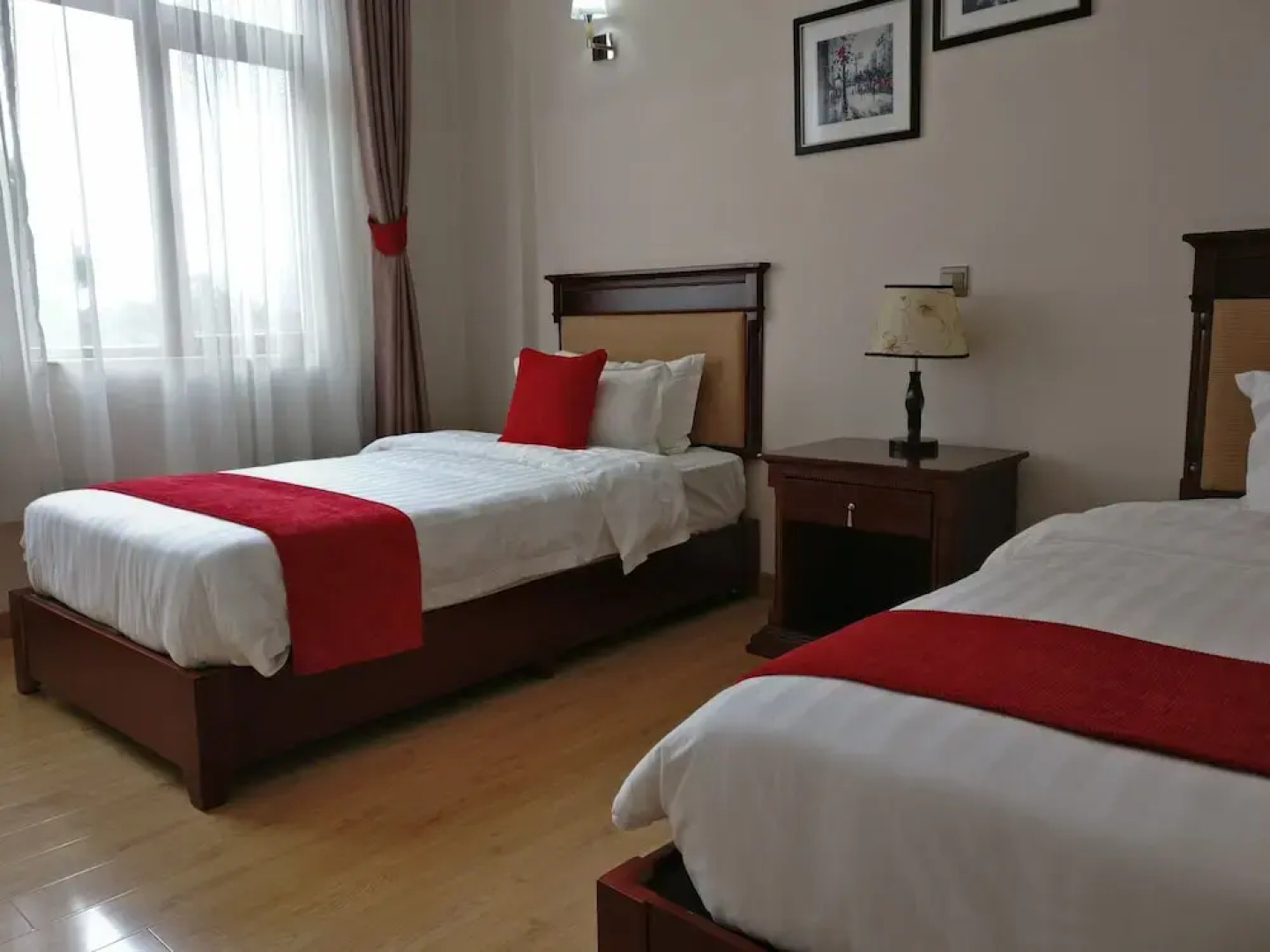 Fenesi Gardens Apartments