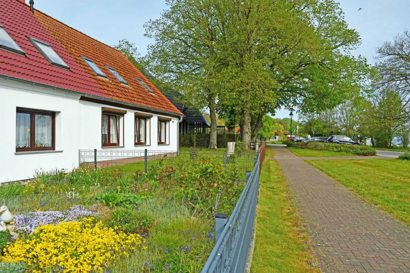 schoene Ferienwohnung mit Terrasse