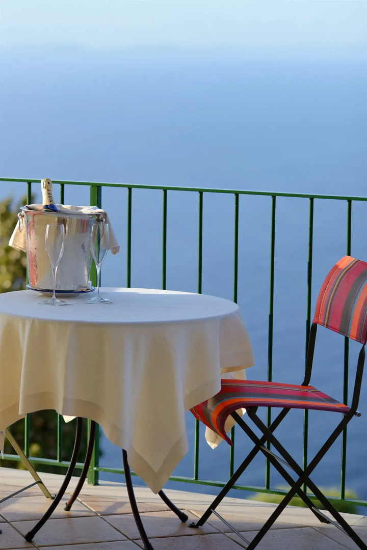 Caesar Augustus Hotel