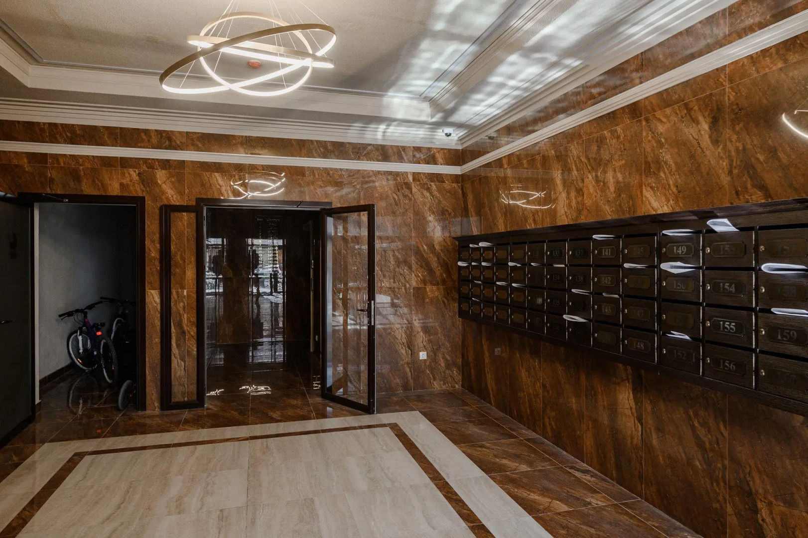 Green FOX на улице Бакинская 90