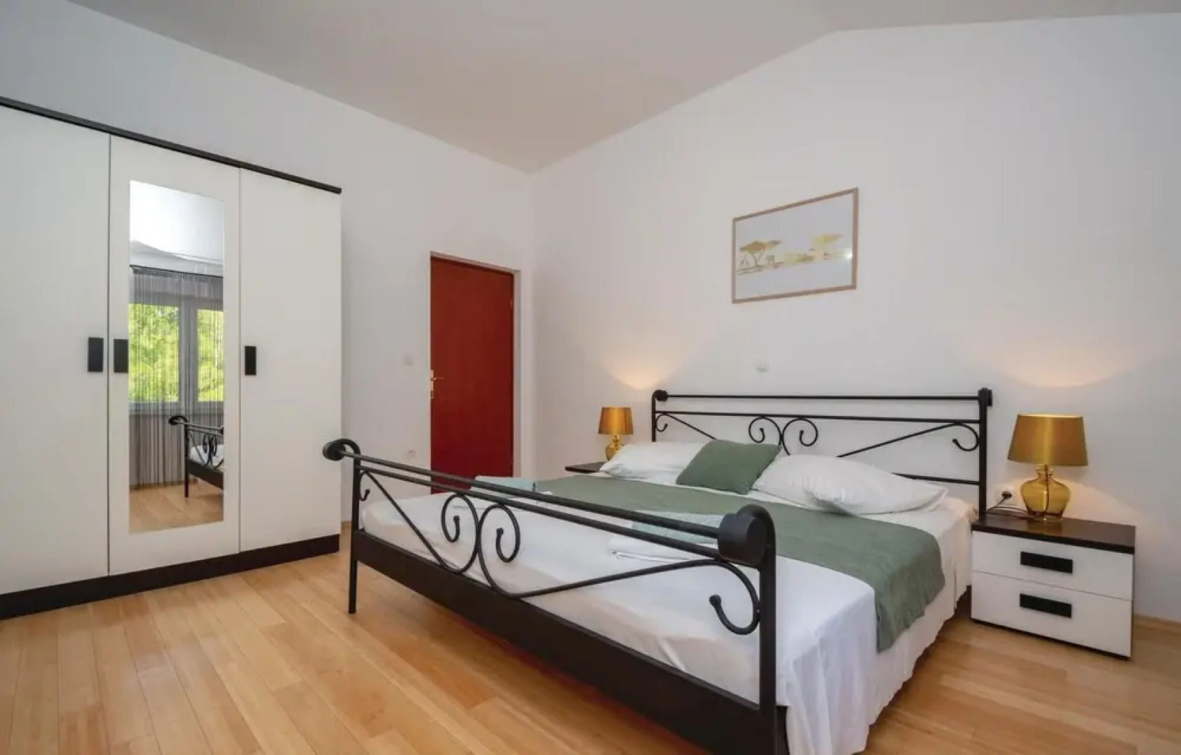 Stunning Home in Prizba With Wifi and 3 Bedrooms