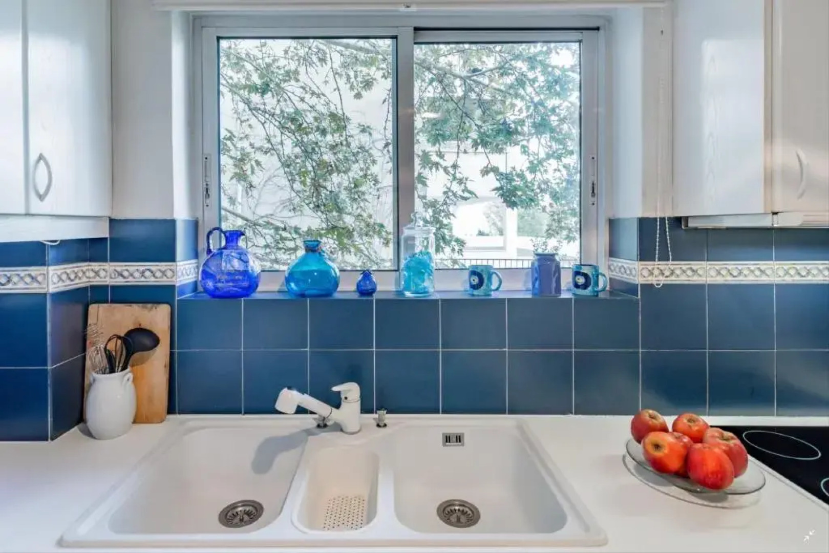 Unique Luxurious Apartment at Athenian Riviera