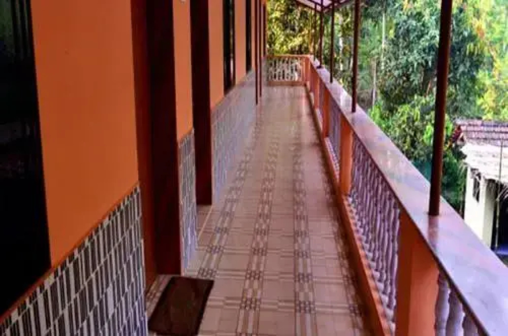 Sunshine Beach Cottage