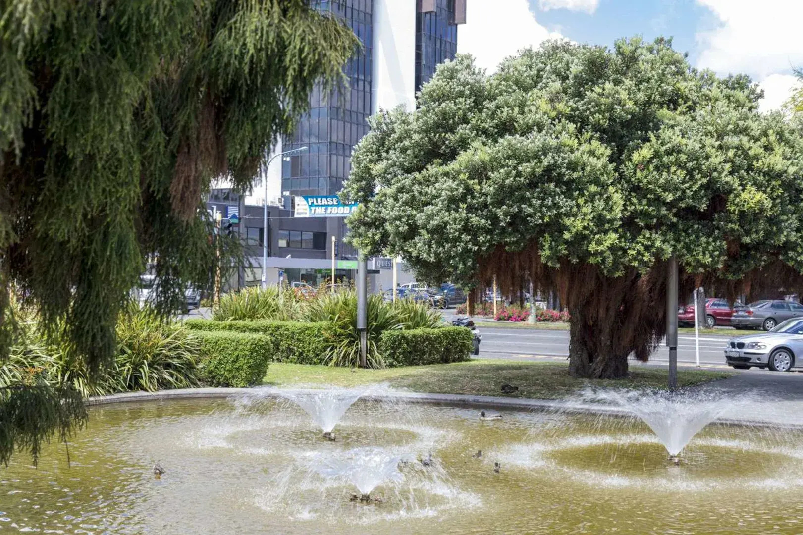 Quality Suites Central Square