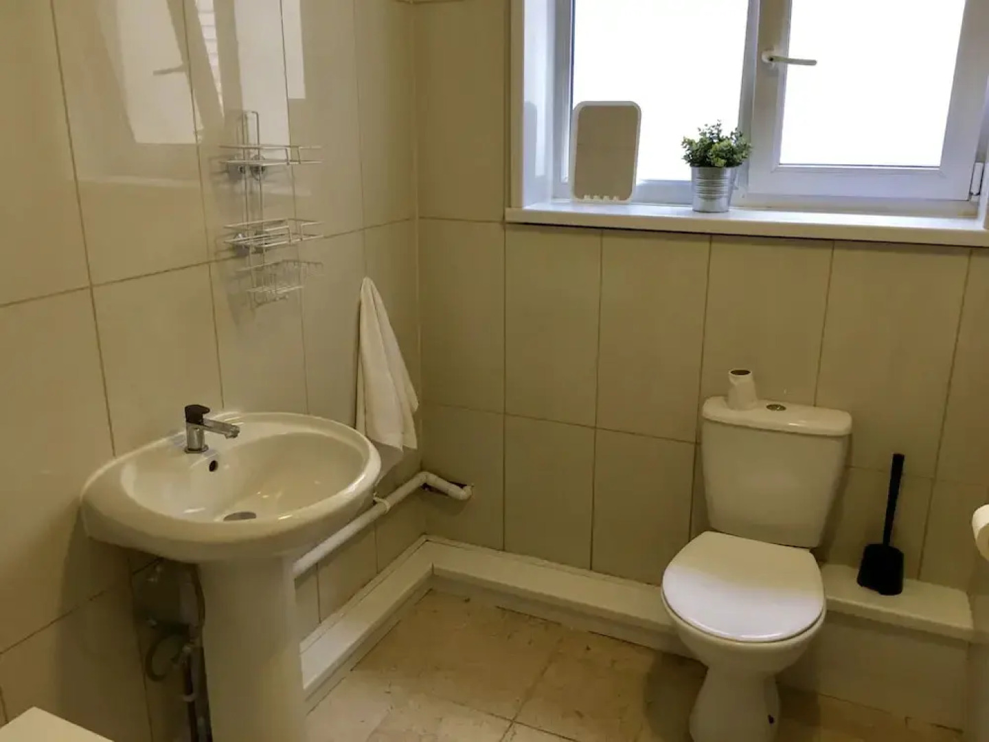Harbour Lets - New Road Apartment - Porthcawl