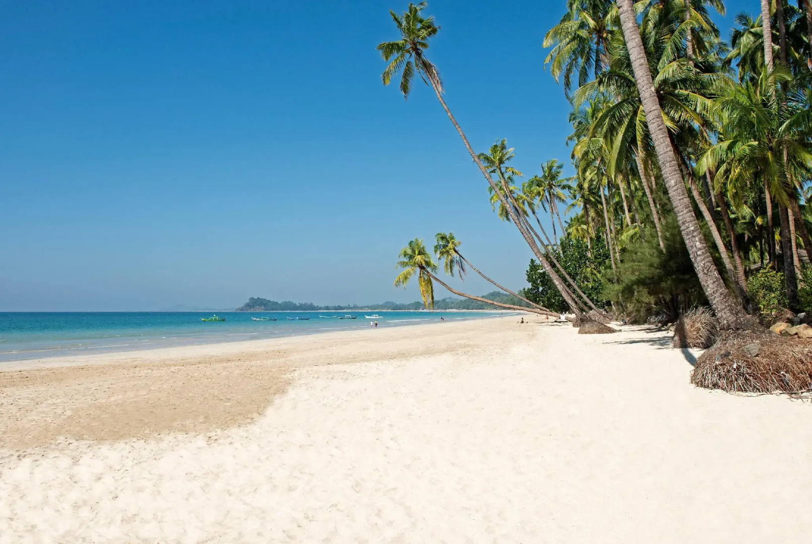Art of Sand Resort