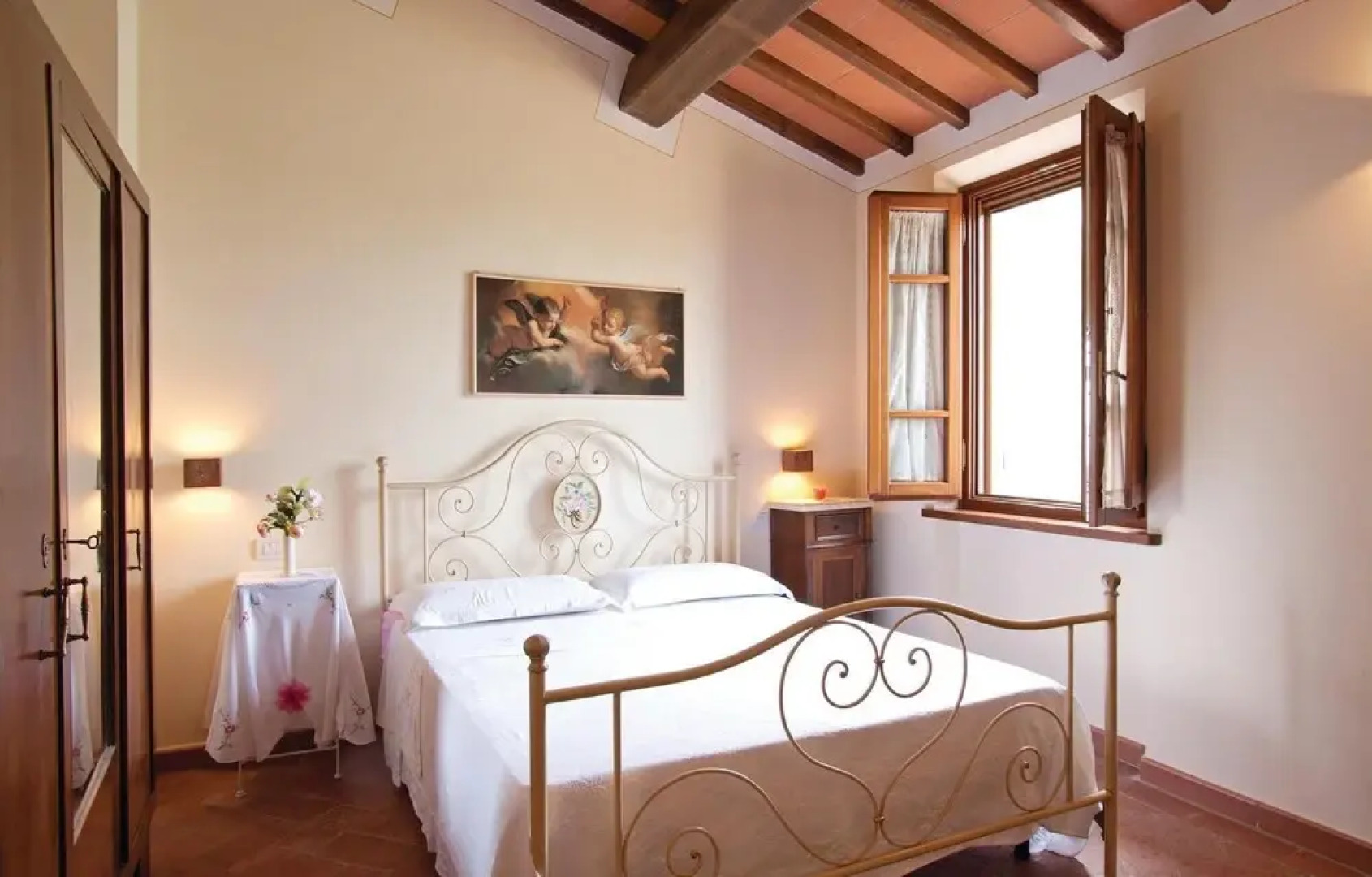 Stunning Home in Ponte Buggianese PT With Wifi and 4 Bedrooms