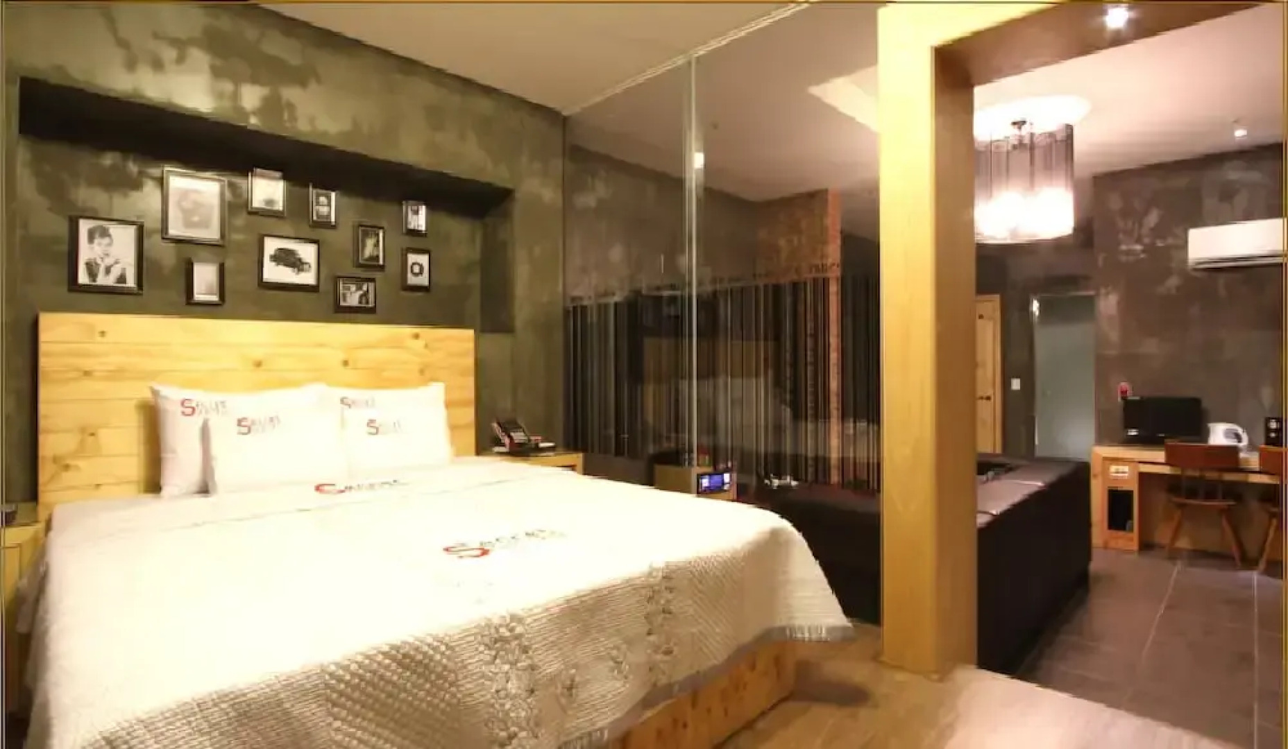 Secret Hotel Hwaseong