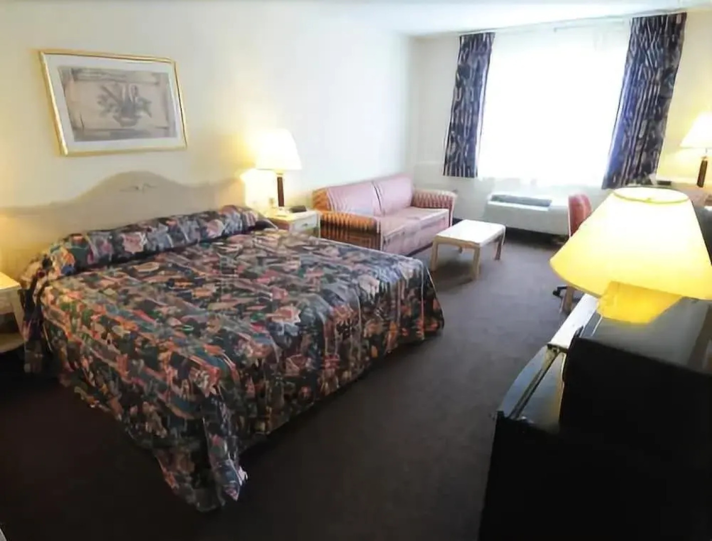 Mangnuson Hotel East Sandusky