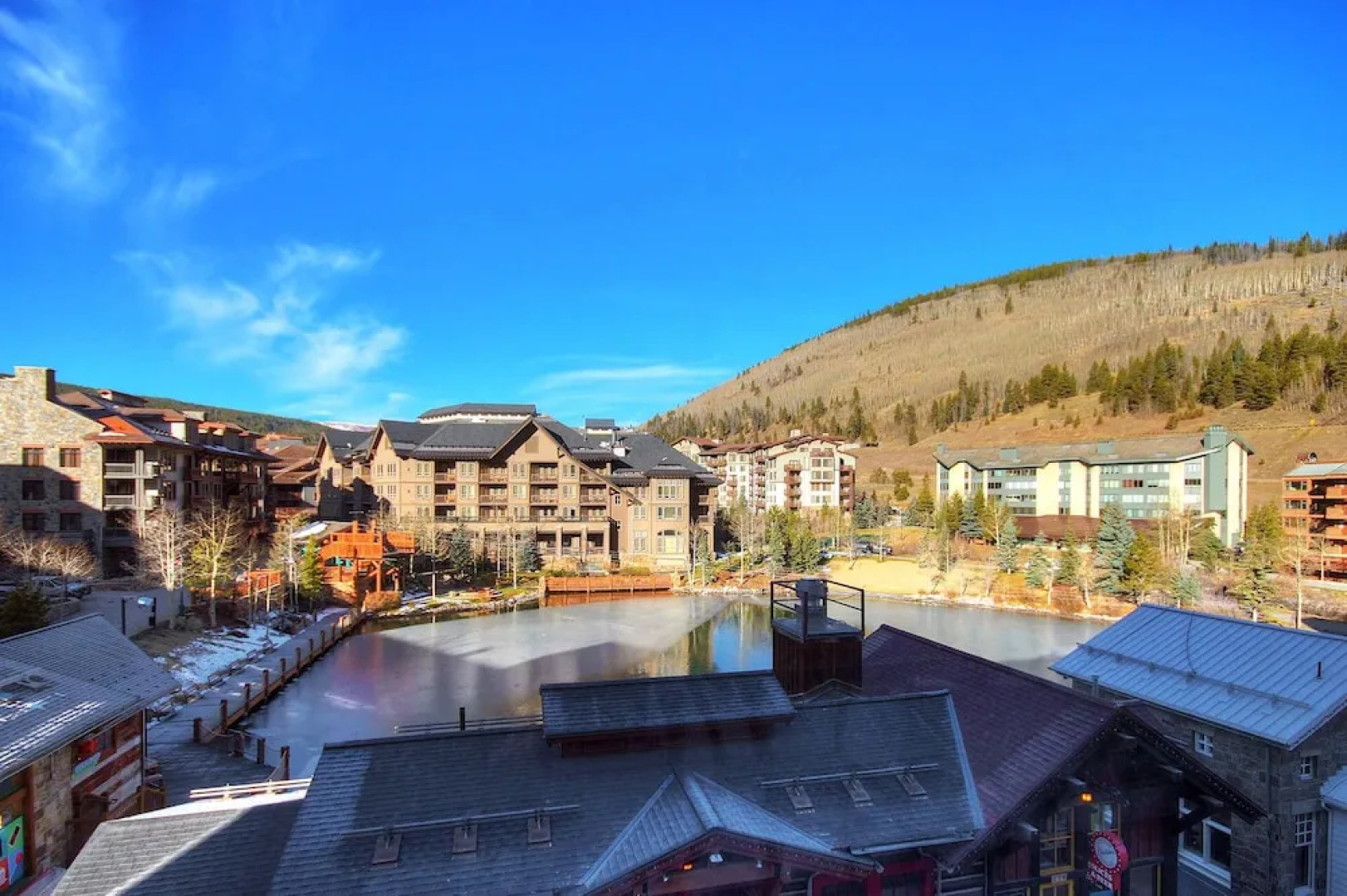 Roomy Condo with Great Amenities - VS438 by RedAwning