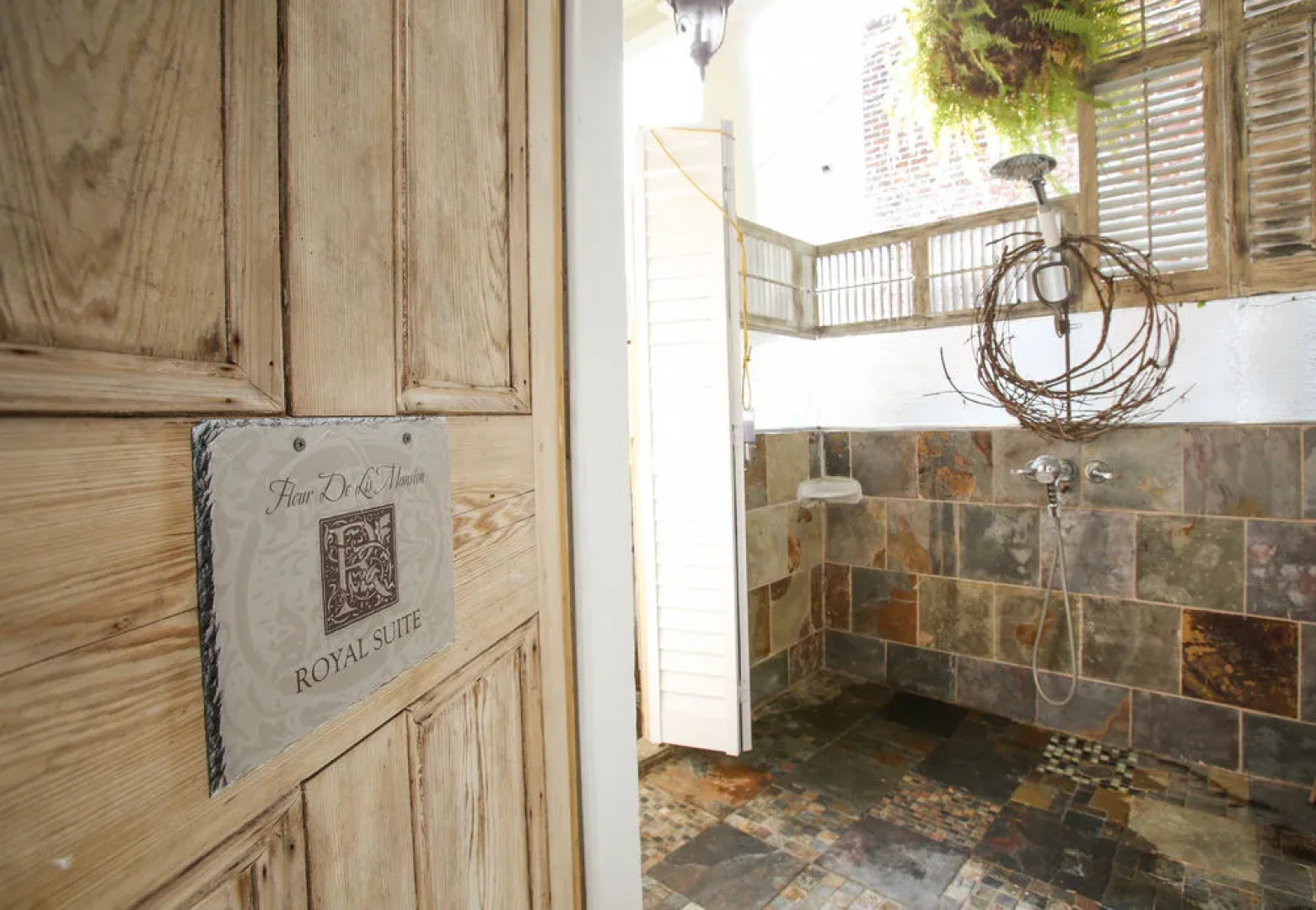 Fleur De Lis Mansion