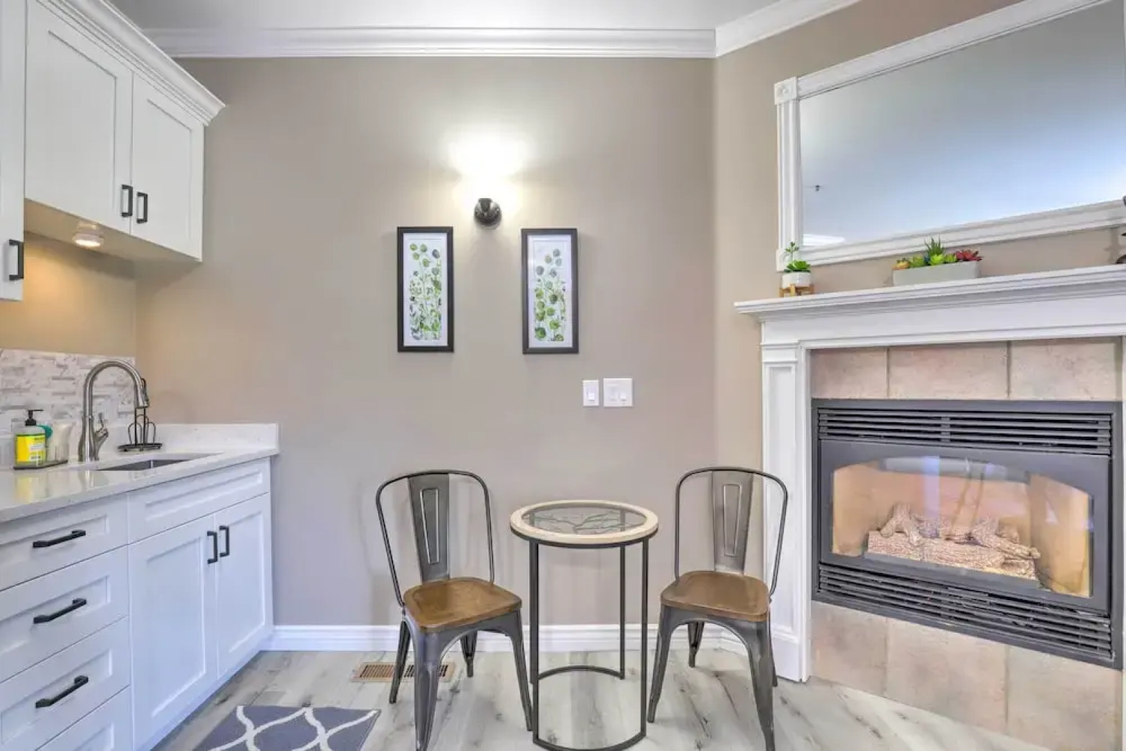 Peaceful Midway Studio w/ Mountain + Golf Views!