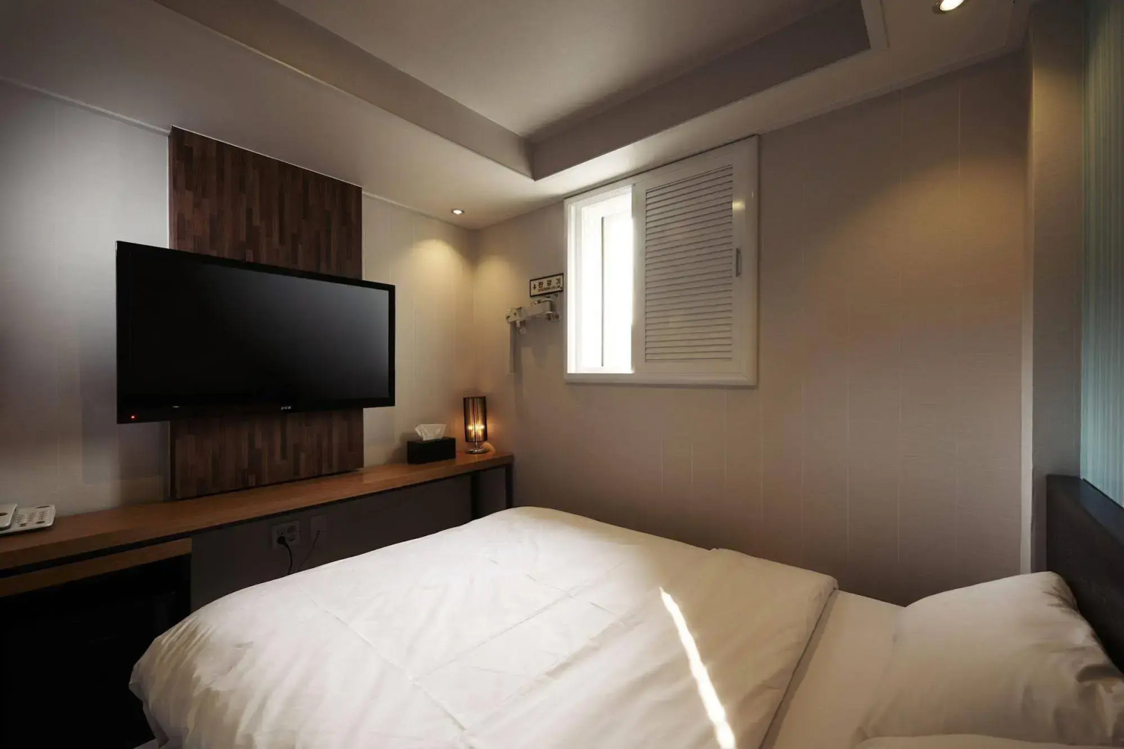 New Suwon Tourist Hotel