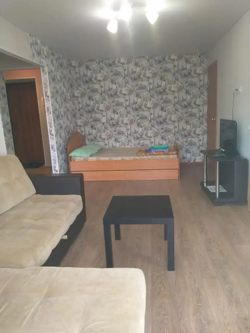 Апартаменты на улице Амирова 3