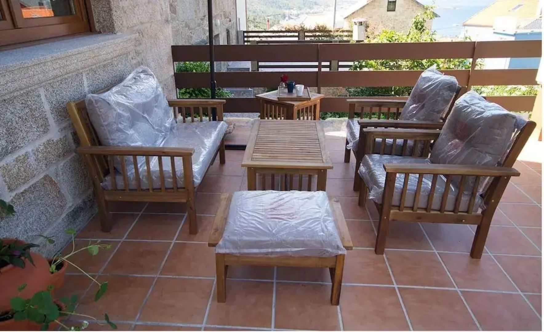 House - 4 Bedrooms with WiFi - 107751