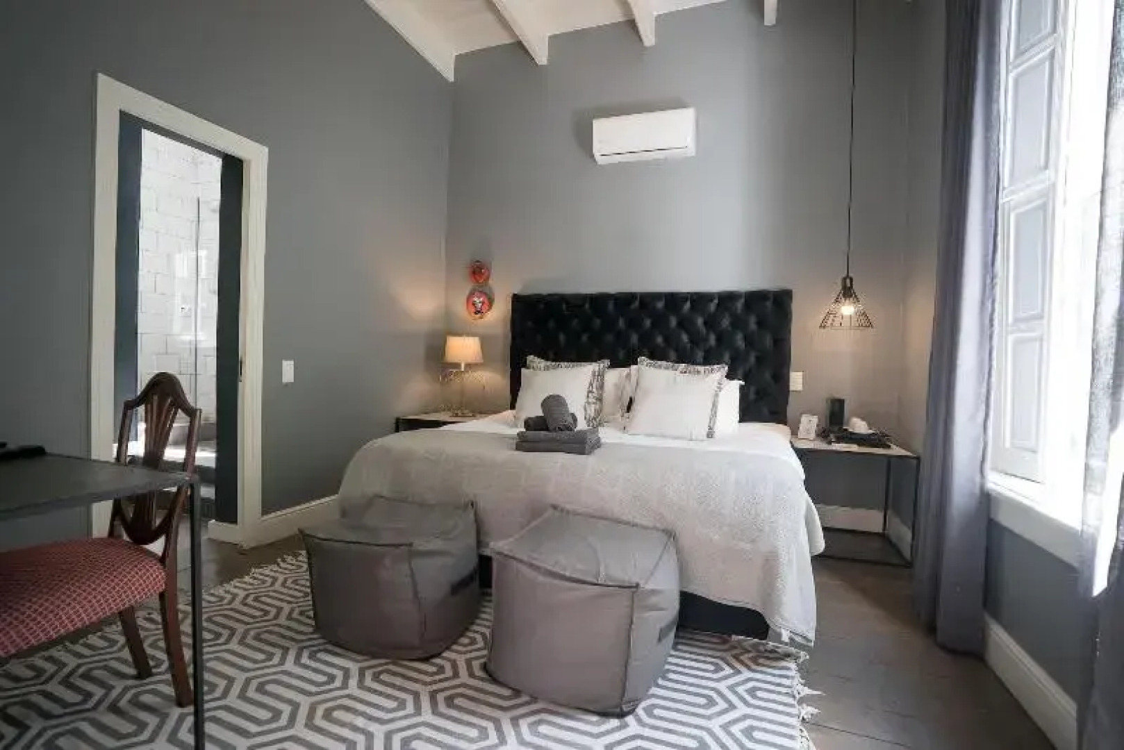 Ruby Rose Country House